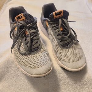 Nike size 8.5,  Flex experience RN 6